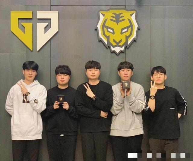 最终为球队 最终为球队